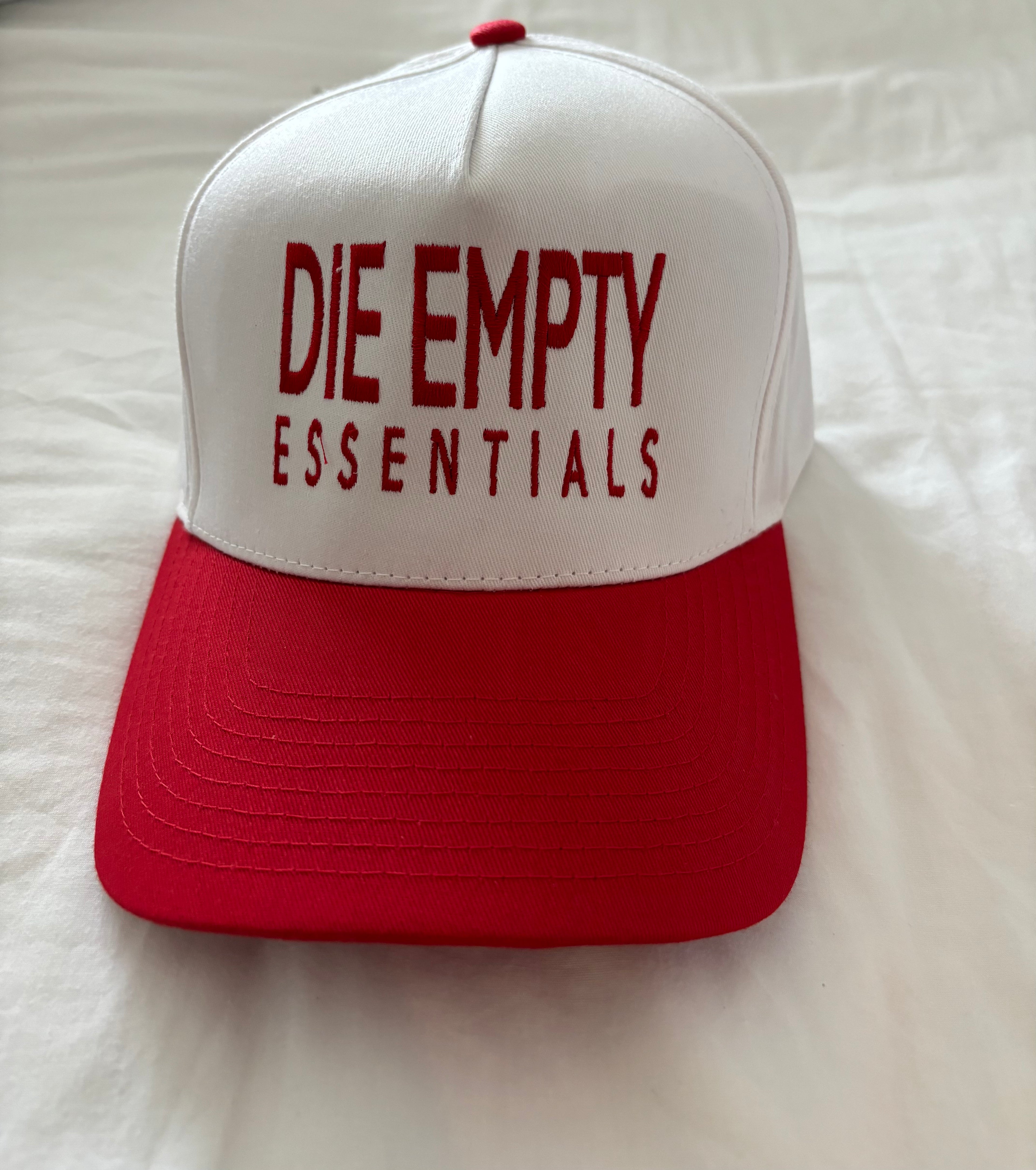 Die Empty Essentials Hats Sz 2
